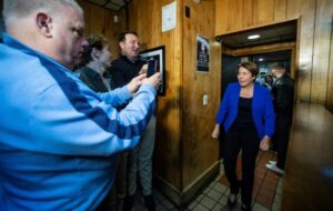 Maura Healey elected US's first openly lesbian governor -- Massachusetts 8 653153 origin 1