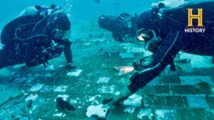 Piece of Challenger space shuttle found off Florida coast 24 653806 origin 1