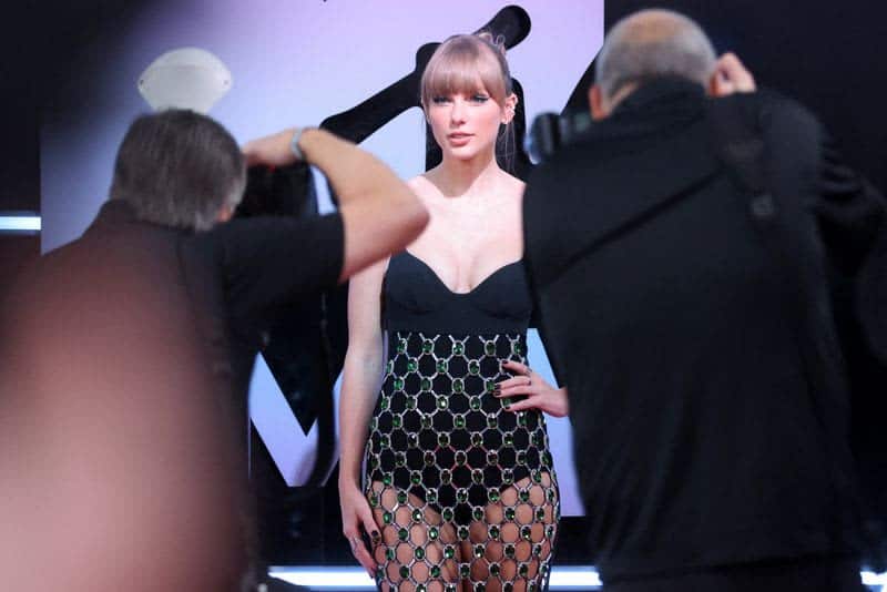 Taylor Swift Wins Most Prizes At Mtv Europe Music Awards 4 654374 654374 origin 1 3
