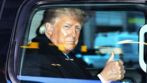 Elon Musk Forgets About Donald Trump 40 655815 origin 1