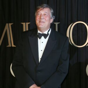 Stephen Fry insists he won't 'abandon' JK Rowling 8 655941 origin 1