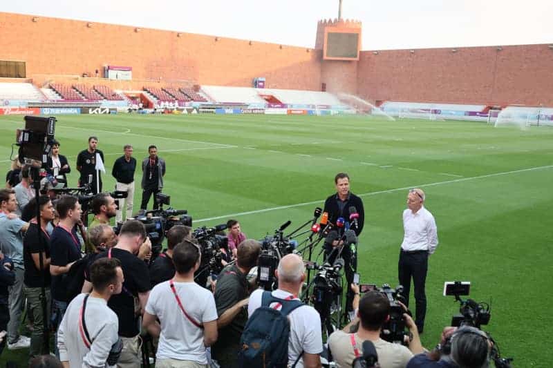 'It Was A Threat,' German Fa Boss Says Of Fifa'S One Love Armband Ban 2 656411 656411 origin 1 1
