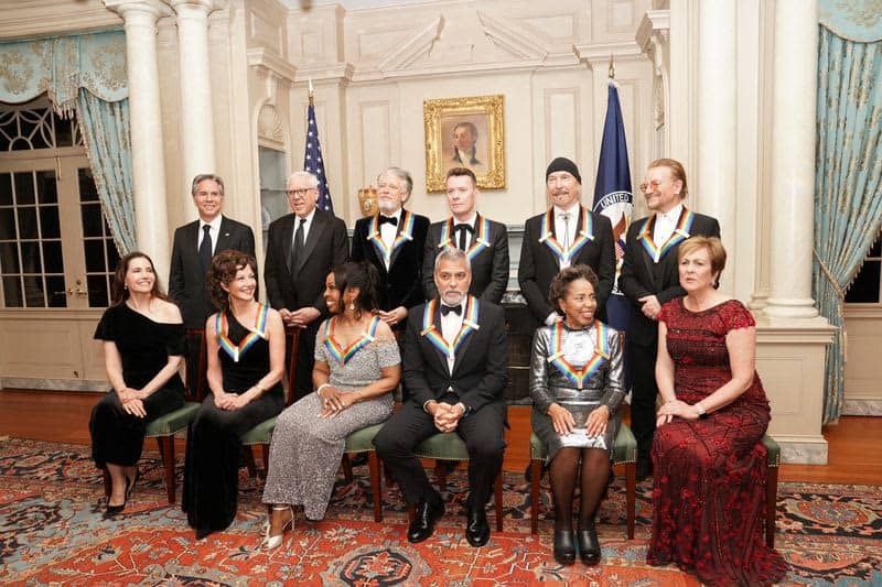 Biden Praises George Clooney, U2, Gladys Knight, Other Kennedy Center Honorees 6 658307 658307 origin 1 5