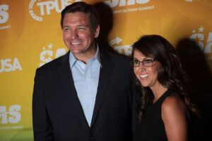 How 'authoritarian' Ron DeSantis has made Florida a 'laboratory of fascist politics': scholar 16 660453 origin 1