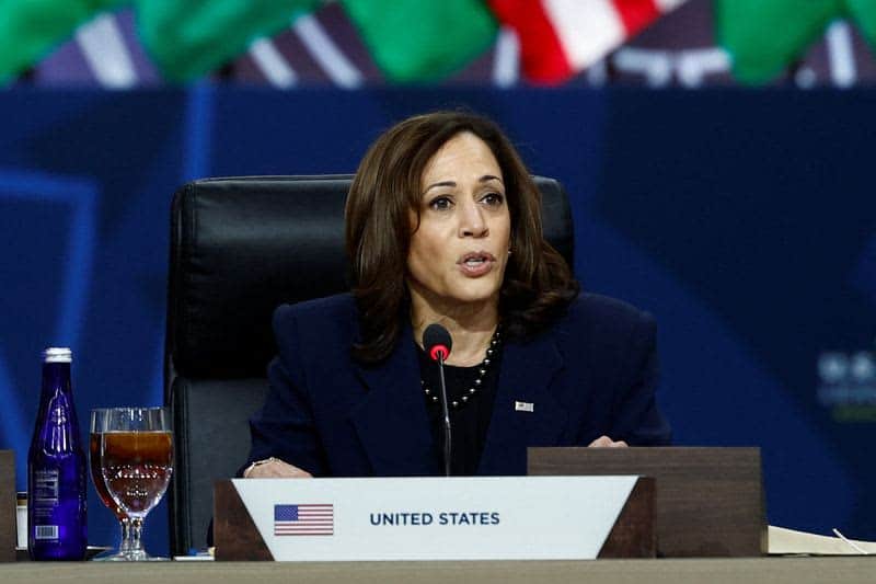 Migrants Dropped Outside Vp Harris'S Home On Blustery Christmas Eve 1 661011 origin 1