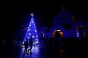 Ukraine will create its own Christmas miracle, Zelenskiy says in defiant message 32 661031 origin 1