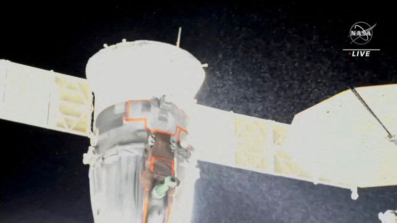 Nasa Mulls Spacex Backup Plan For Crew Of Russia'S Leaky Soyuz Ship 1 661579 origin 1