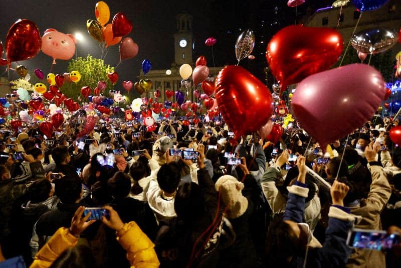Thousands Celebrate The New Year In Wuhan Amidst China'S Covid Wave 2 661899 661899 origin 1 1