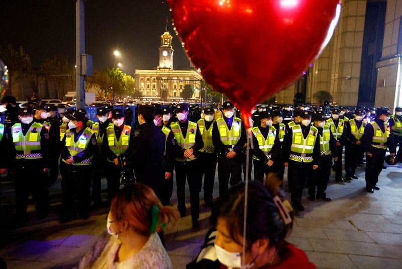 Thousands Celebrate The New Year In Wuhan Amidst China'S Covid Wave 4 661899 661899 origin 1 3