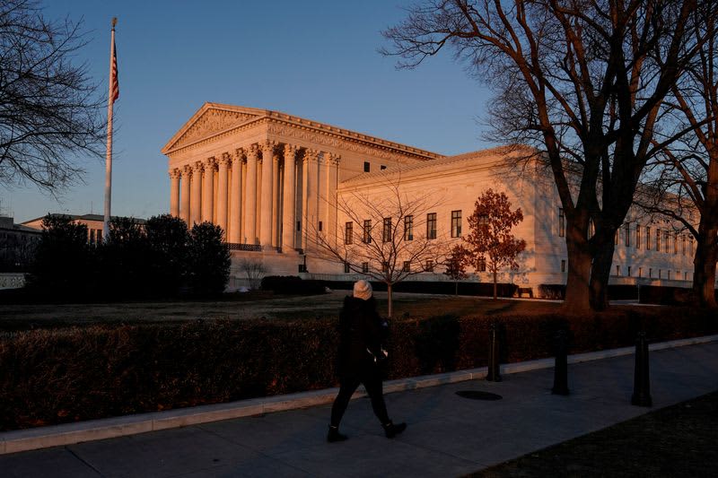 Supreme Court Seeks U.s. Government View On Charter School'S Skirt Requirement 1 663173 origin 1