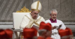 Vatican Conservatives Allegedly Has 'Secret Plan' To Force Liberal Pope Francis To Resign 30 663346 origin 1