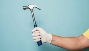 Hammer-wielding man yelled anti-LGBTQ slurs before smashing local bar's window 4 664791 origin 1