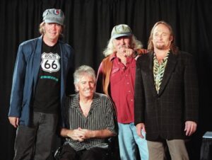 Neil Young drops rift to praise Crosby as 'soul' of CSNY 4 665107 origin 1