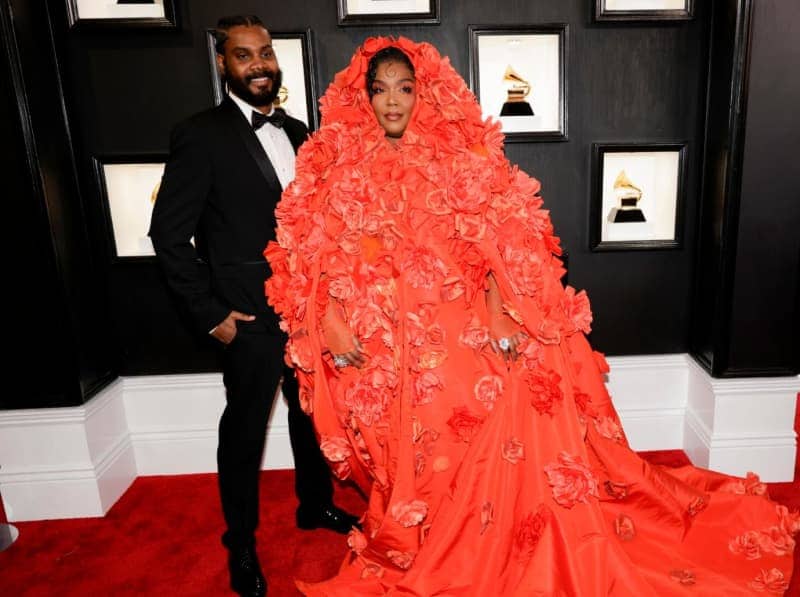 2023 Grammys Red Carpet: See Photos Of Lizzo, Doja Cat, Shania Twain &  More! - Towleroad Gay News