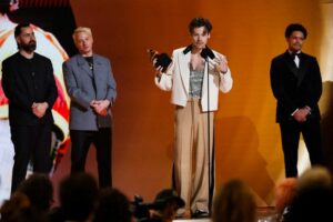 Key winners at music industry's 2023 Grammy Awards 35 667658 origin 1