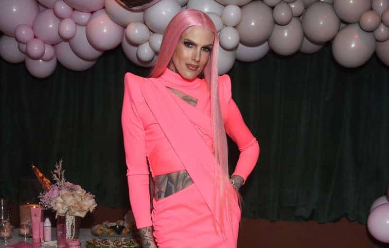 'Drag Race' Personality Shea Couleé SLAMS Jeffree Star For Refusing To Use Non-Binary Pronouns As YouTuber Addresses Backlash 8 669560 669560 origin 1 1