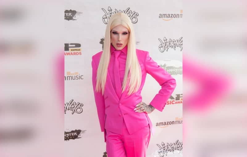 'Drag Race' Personality Shea Couleé SLAMS Jeffree Star For Refusing To Use Non-Binary Pronouns As YouTuber Addresses Backlash 11 669560 669560 origin 1 4