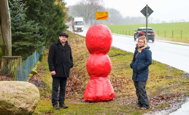 Roadside artworks can slow down speeding drivers, German study finds 68 670188 origin 1