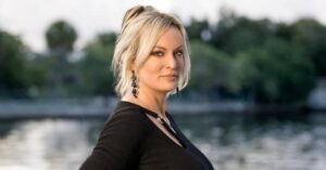 Stormy Daniels Returning To Host OUTtv's 'For The Love Of DILFs' Due To Its Overwhelming Success 22 670427 origin 1