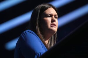 Sarah Huckabee Sanders signs law gutting child labor protections for minors under 16 years old 26 671550 origin 1