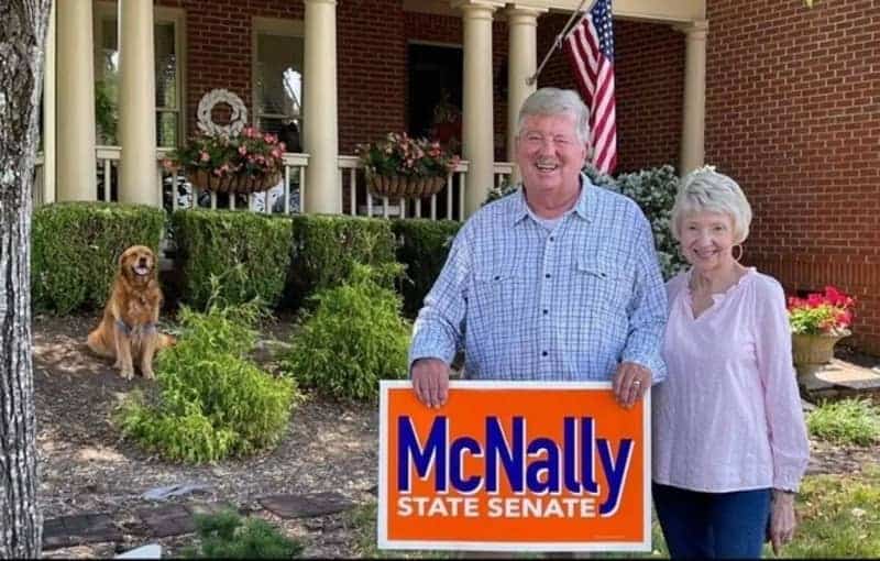 Marlon Wayans Trolls GOP Lt. Gov Randy McNally After Politician Admitted To Liking Racy Photos From 20-Year-Old Gay Man On Instagram 15 671879 671879 origin 1 4