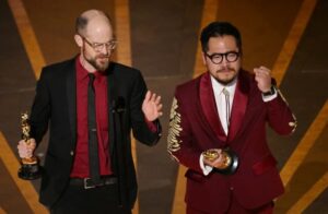 'Everything Everywhere' all-conquering at Oscars 16 672283 origin 1