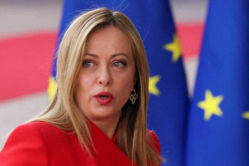 Italian Government Tells Milan To Stop Registering Same-Sex Couples' Children 1 672374 origin 1