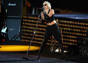 Wisconsin School Bans Miley Cyrus & Dolly Parton Song ‘Rainbowland’ 76 674445 origin 1
