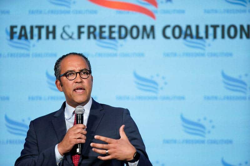 Republican hopefuls woo evangelicals in Iowa, vow to restrict abortion 19 676172 676172 origin 1 1