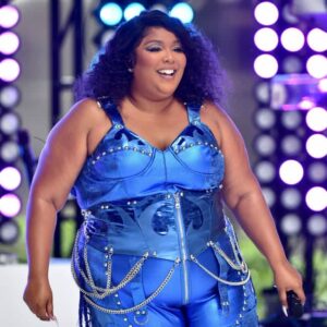 Lizzo protests Tennessee's anti-drag bill by bringing out drag queens at Knoxville gig 20 676416 origin 1