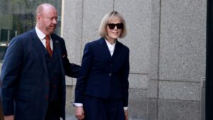 E. Jean Carroll takes the witness stand at civil trial; ‘I’m here because Donald Trump raped me’ 78 676466 origin 1