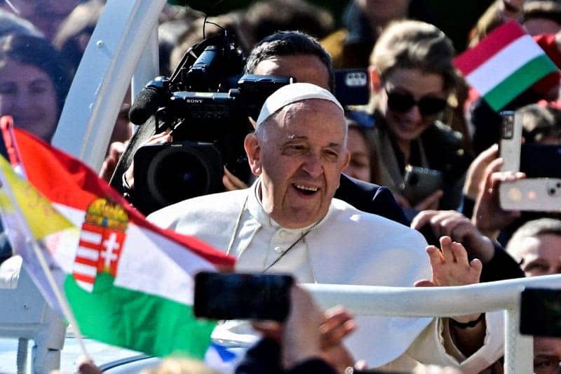 Don't shut door on foreigners, migrants, Pope Francis says in Hungary 17 676947 origin 1