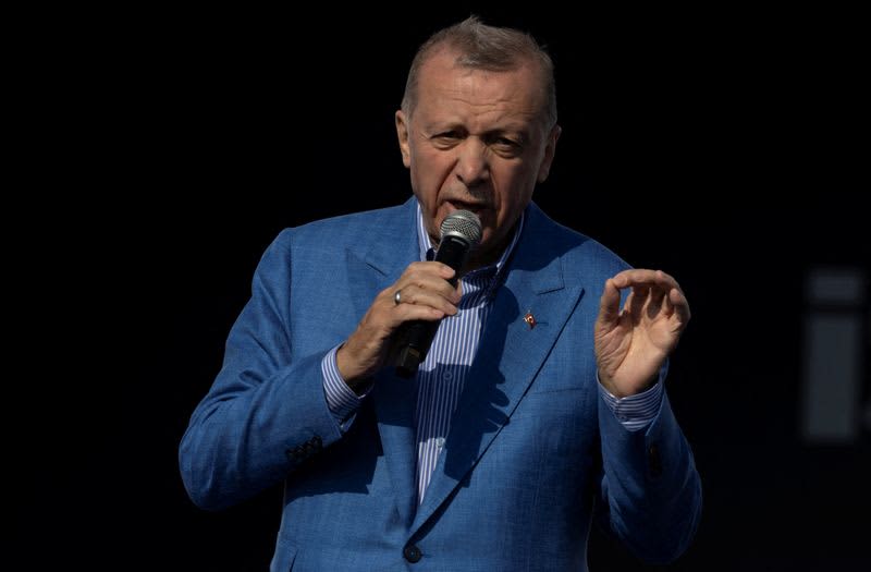 Erdogan calls opposition 'pro-LGBT' at election rally 23 677708 origin 1