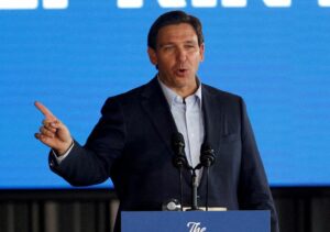 Explainer-How Disney's and DeSantis' dueling lawsuits might play out 6 677761 origin 1