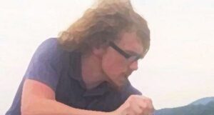 'Inherently cowardly': Stewart Rhodes' son explains why he rejected his seditious father 12 679513 origin 1