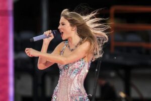 Taylor Swift delivers heartfelt Pride speech to fans, slams ‘harmful’ anti-LGBTQ legislation 70 680500 origin 1