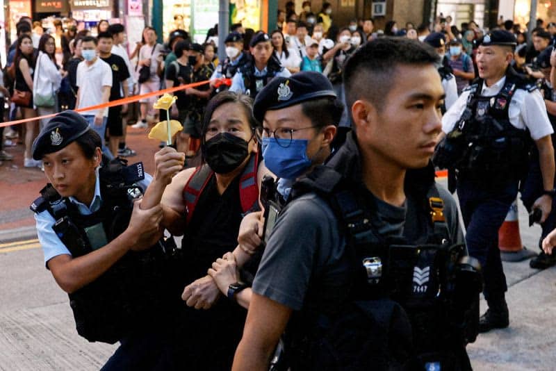 Scores detained in Hong Kong on Tiananmen crackdown anniversary 29 680715 origin 1