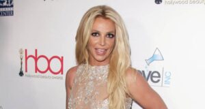 Britney Spears 'Already Toned' Down Her Tell-All Book 'a Few Times,' Says Insider: Pop Star Is 'Annoyed at All the Delays' 12 680749 origin 1