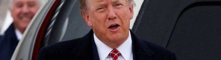 Is Trump kissing Fauci? With apparently fake photos, DeSantis raises AI ante