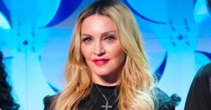 Bare-Faced Madonna Poses With Natural Hair During Her 'Only Day Off' as Singer's World Tour Begins Next Month: Photo 18 681815 origin 1