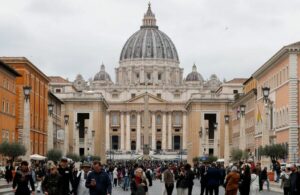 Vatican document urges talks on welcoming LGBTQ people, women's role 44 682760 origin 1