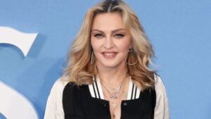 Madonna inundated with tributes as star shares first snaps of herself since hospital dash 16 686440 origin 1