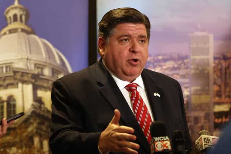 Illinois governor OK’s measure allowing civil action against gun dealers and manufacturers for improper marketing campaigns 7 687965 origin 1