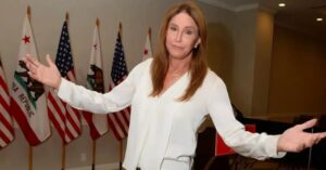 Caitlyn Jenner Scoffs at Texas Restaurant Using Her Pre and Post-Transition Photos as Restroom Identifiers: 'Funny' 74 688620 origin 1